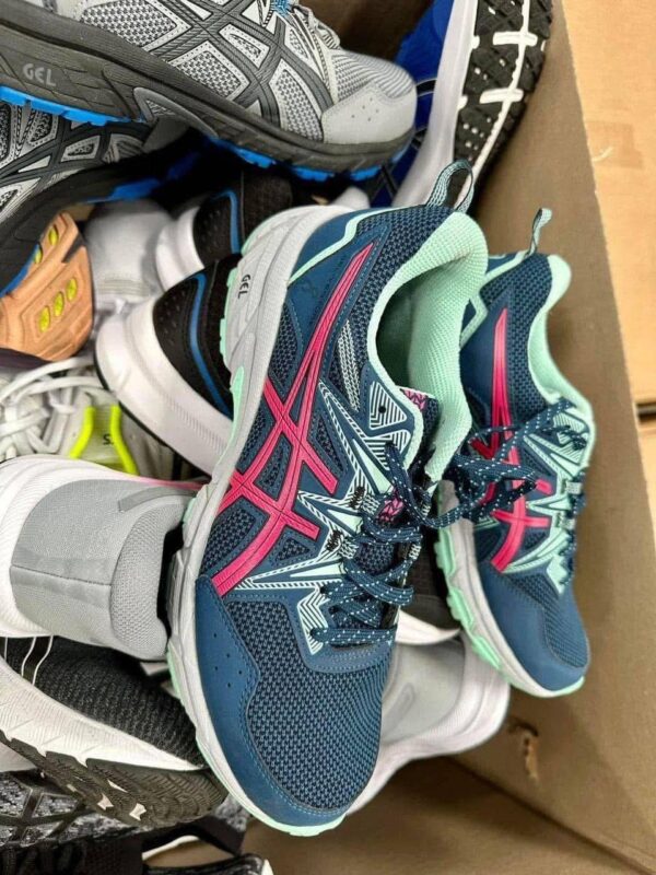 Sport Shoes Pallet