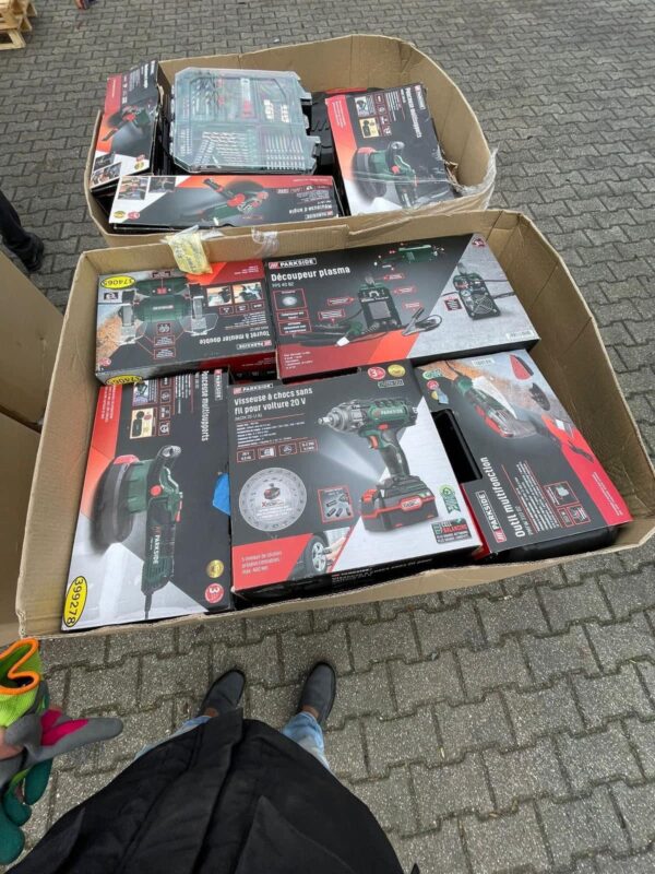 Makita Tools Pallet - Image 7