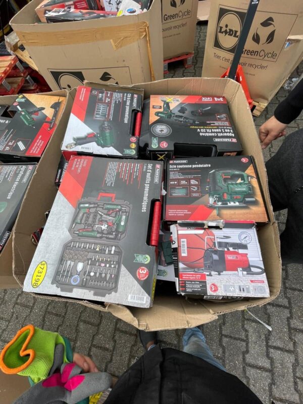 Makita Tools Pallet - Image 2