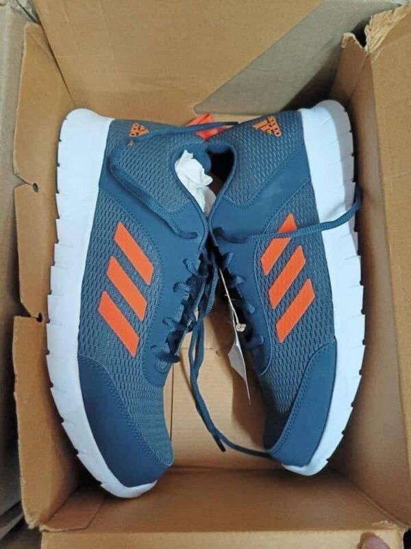 Sport Shoes Pallet - Image 9