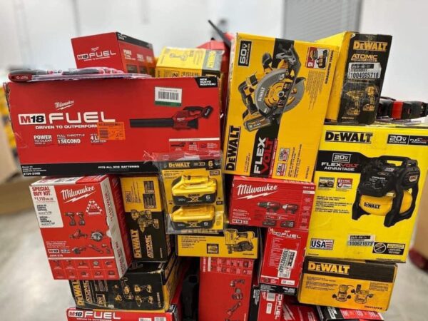 Mixed dewalt and Milwaukee tools pallet - Image 5