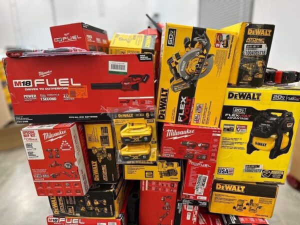 Mixed dewalt and Milwaukee tools pallet - Image 2