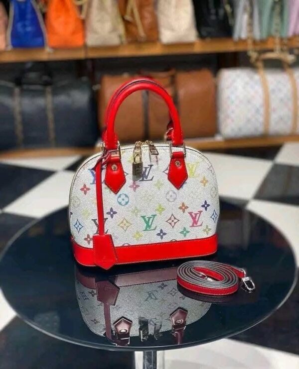 Wholesale Original handbags 150bags in a pallet - Shop now - Image 4