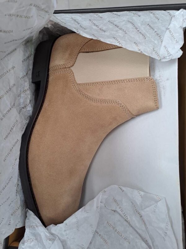 Wholesale Shoes Pallet - Mixed Brands 30+ All New - Each Contains 100 Pairs per Pallet- Shop Now - Image 19