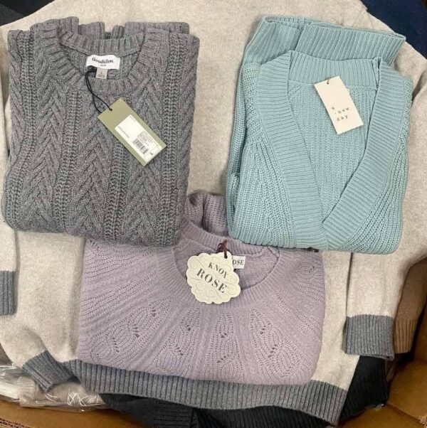 Wholesale New clothes from Costco 📦 - Pallets of 200 mixed pieces  - mixed with men women and children's clothing. Shop Now - Image 3